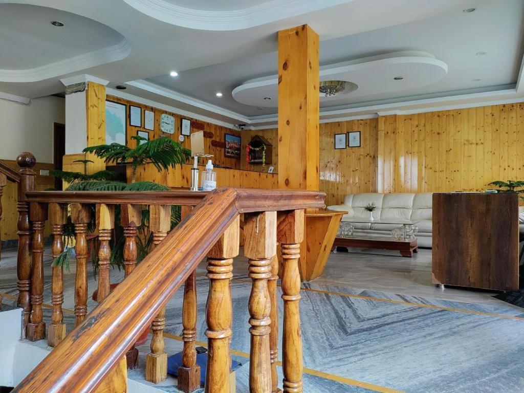 Hotel Mountain Face Manali  Exterior photo